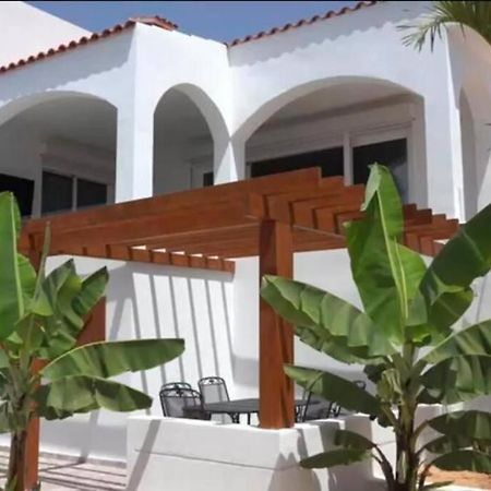 Gezellige Villa Met Prachtig Zicht En Zwembad أرونا المظهر الخارجي الصورة