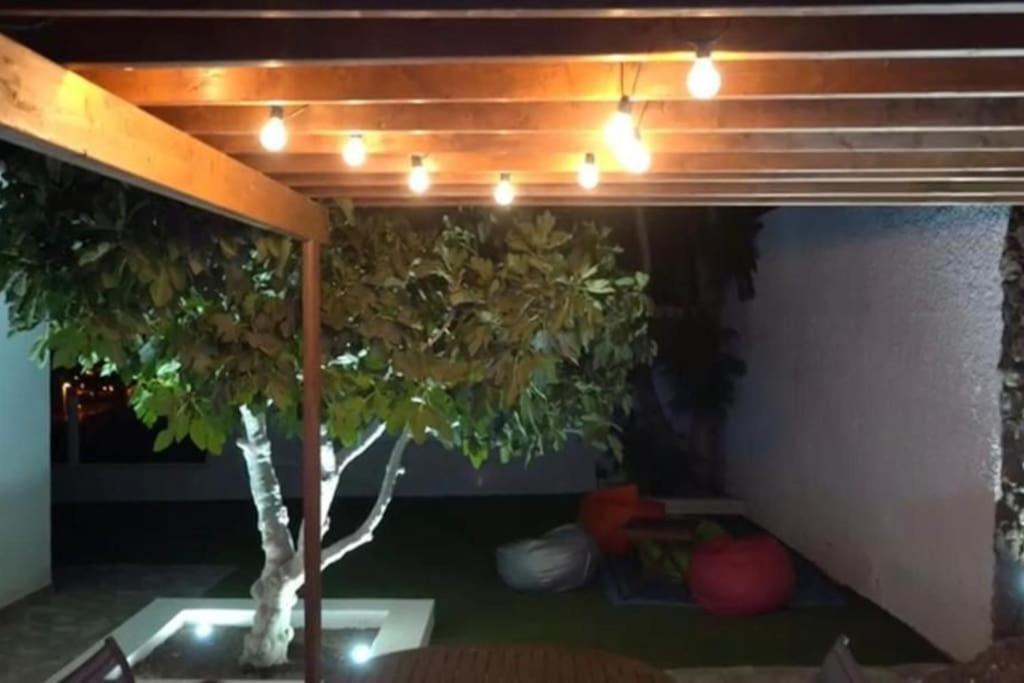 Gezellige Villa Met Prachtig Zicht En Zwembad أرونا المظهر الخارجي الصورة
