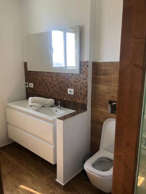 Gezellige Villa Met Prachtig Zicht En Zwembad أرونا المظهر الخارجي الصورة